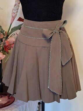 Preowned Pleated Flowy Swing Lined Mini Skirt A-Line Flared Well Tailored Skirt